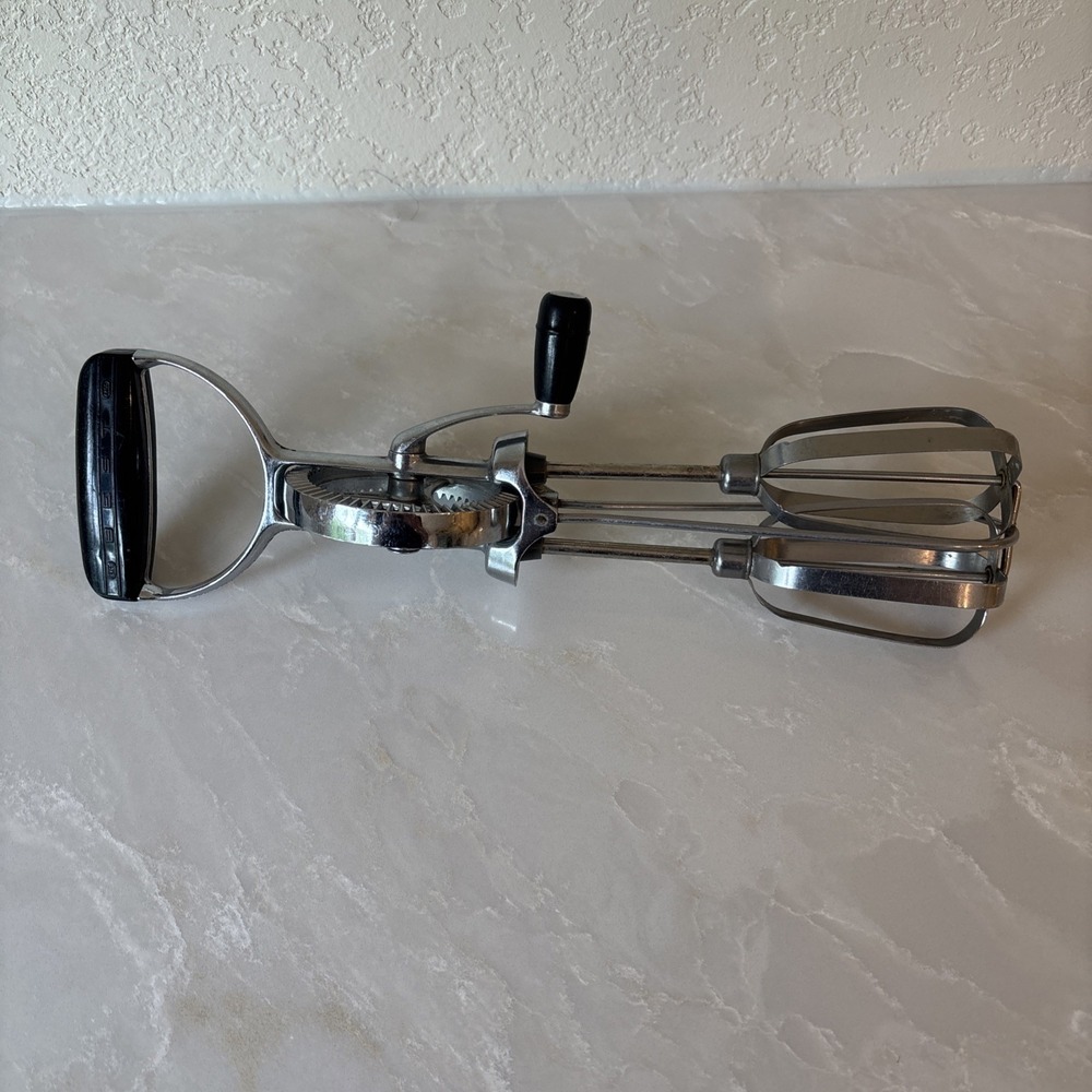 EKCO Best Hand Mixer